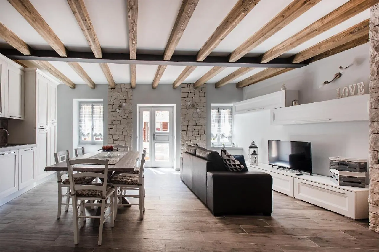 فيلا Casa Martinelli ليمونِ سول غاردا بيت للعطل